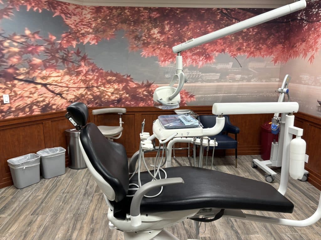 Happy Dental